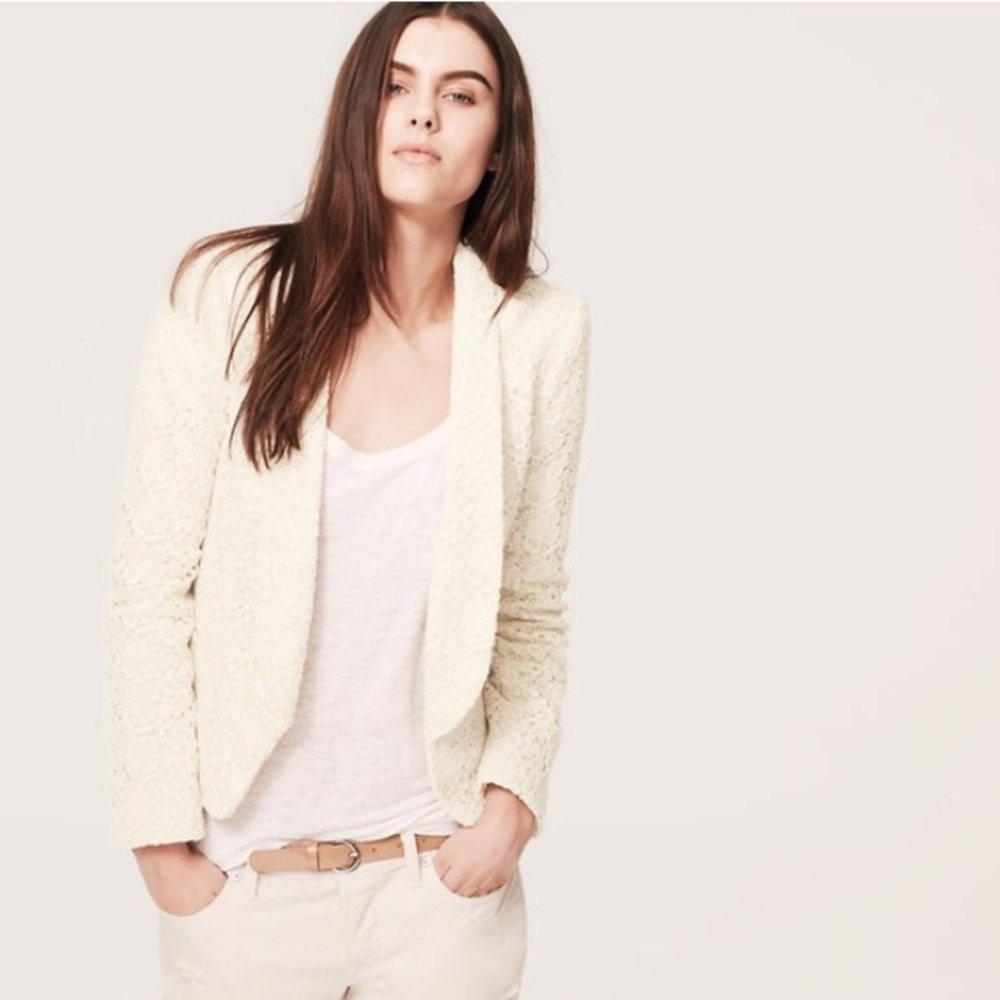 LOFT floral lace cream blazer perfect for all seasons!